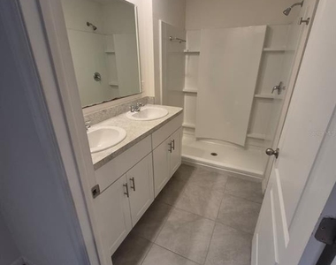 1790 Red Canyon Drive - Photo Thumbnail 18