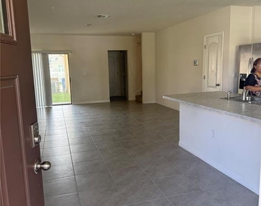 1790 Red Canyon Drive - Photo Thumbnail 2