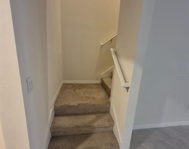1790 Red Canyon Drive - Photo Thumbnail 9