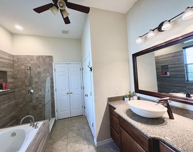 614 Nadina Place - Photo Thumbnail 11