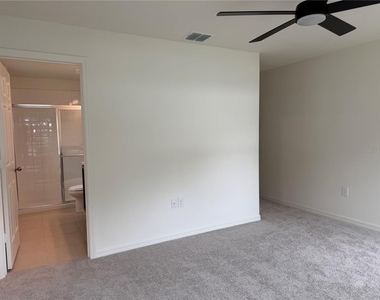 1629 Kayla Circle - Photo Thumbnail 8