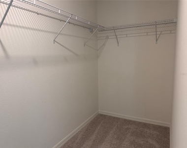1629 Kayla Circle - Photo Thumbnail 11