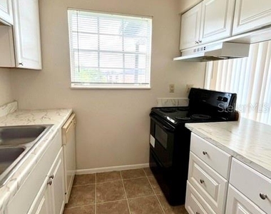 5325 Curry Ford Road - Photo Thumbnail 13