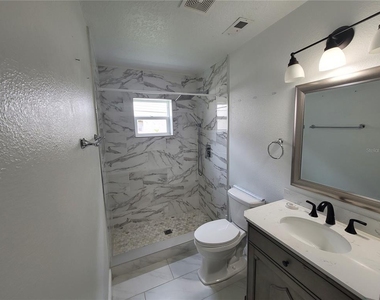 10481 Montpelier Circle - Photo Thumbnail 16