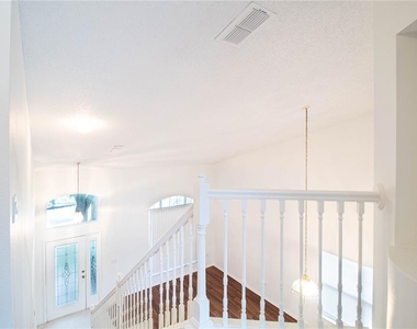 1709 Harris Hawk Road - Photo Thumbnail 13