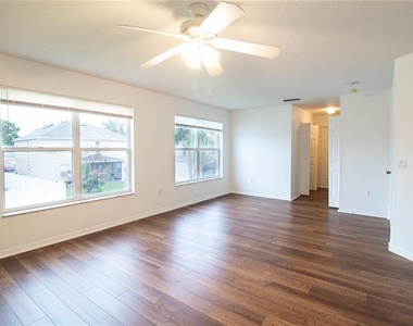 1709 Harris Hawk Road - Photo Thumbnail 17