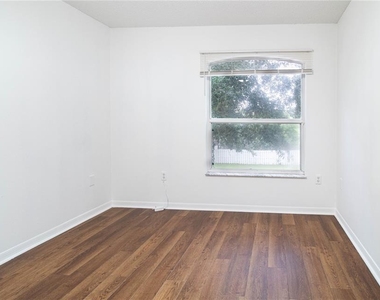 1709 Harris Hawk Road - Photo Thumbnail 32