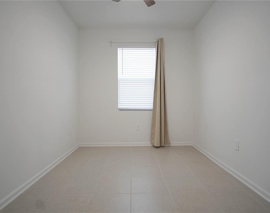 3004 Chicago Avenue - Photo Thumbnail 13