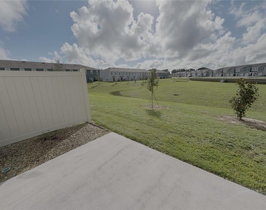 8243 Sw 67th Avenue - Photo Thumbnail 24