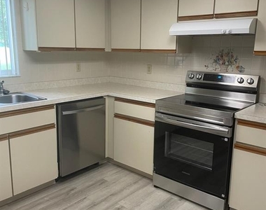 10765 Sw 63rd Terrace - Photo Thumbnail 3