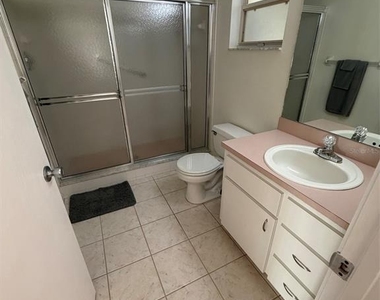 9669 Sw 94th Avenue - Photo Thumbnail 9