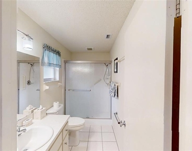 8592 Sw 91st Street - Photo Thumbnail 15
