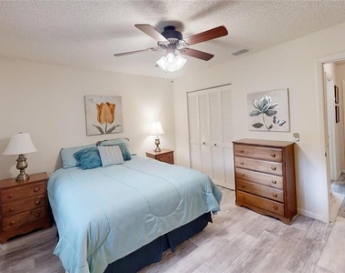 8592 Sw 91st Street - Photo Thumbnail 16