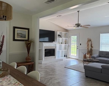8585 Nw 162nd Court - Photo Thumbnail 13