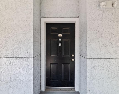 204 E South Street - Photo Thumbnail 18