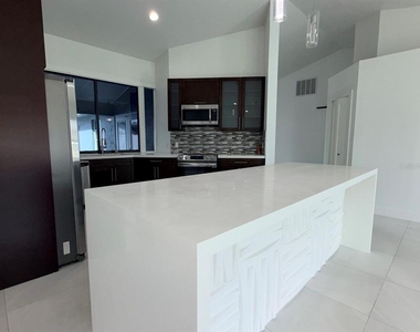 1535 Golden Poppy Court - Photo Thumbnail 5