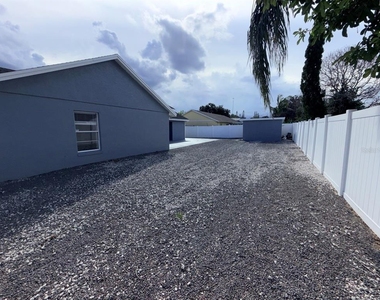 1535 Golden Poppy Court - Photo Thumbnail 23