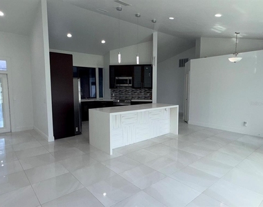 1535 Golden Poppy Court - Photo Thumbnail 10