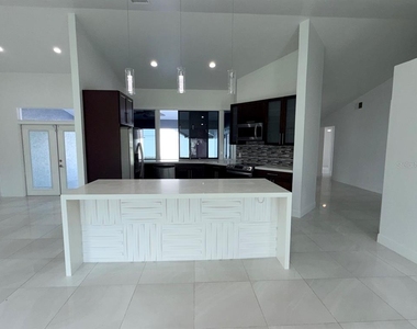 1535 Golden Poppy Court - Photo Thumbnail 6