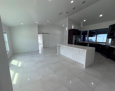 1535 Golden Poppy Court - Photo Thumbnail 3