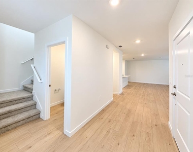 4463 Elliots Astor Boulevard - Photo Thumbnail 7