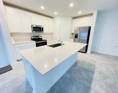 1776 White Water Court - Photo Thumbnail 8