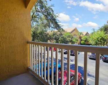 8848 Villa View Circle - Photo Thumbnail 13