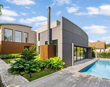 8848 Villa View Circle - Photo Thumbnail 21
