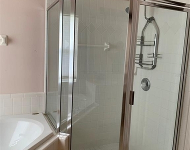 2636 Hawthorne Lane - Photo Thumbnail 14