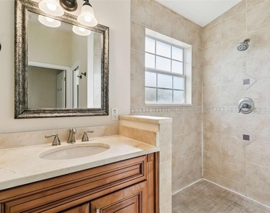 1415 Harmon Avenue - Photo Thumbnail 7