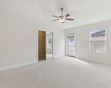 1415 Harmon Avenue - Photo Thumbnail 8