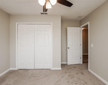 17 Catalina Court - Photo Thumbnail 10