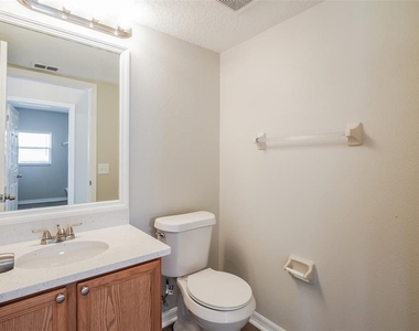 17 Catalina Court - Photo Thumbnail 13