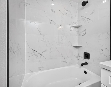 520 Way Street - Photo Thumbnail 6