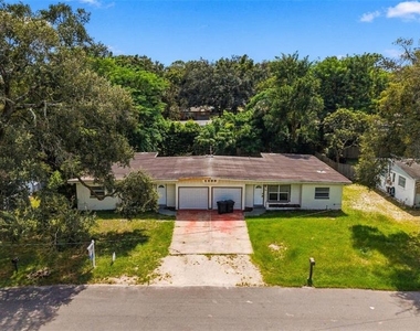 70 Griggs Avenue - Photo Thumbnail 21