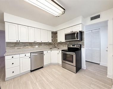 3204 W De Leon Street - Photo Thumbnail 10