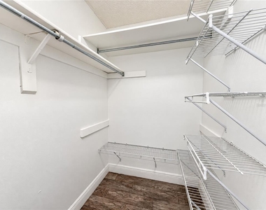 3204 W De Leon Street - Photo Thumbnail 19