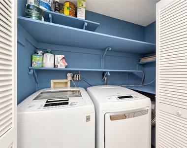 3204 W De Leon Street - Photo Thumbnail 11