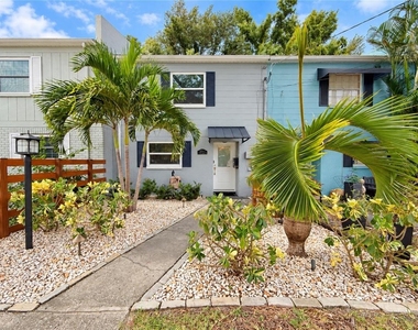 3204 W De Leon Street - Photo Thumbnail 2