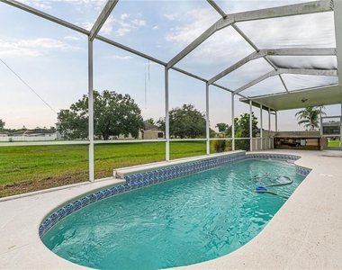 885 Adour Drive - Photo Thumbnail 4