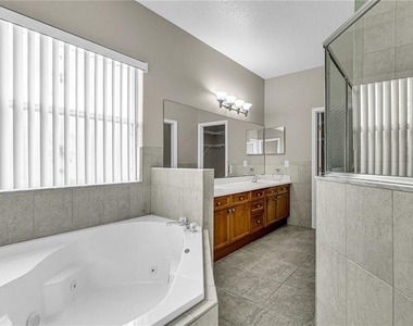 885 Adour Drive - Photo Thumbnail 19