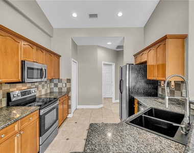 885 Adour Drive - Photo Thumbnail 12