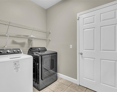 885 Adour Drive - Photo Thumbnail 15
