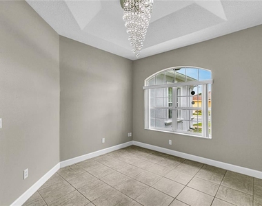 885 Adour Drive - Photo Thumbnail 5