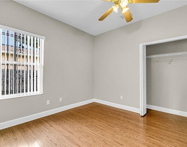 885 Adour Drive - Photo Thumbnail 10
