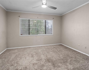 6296 Sw 8th Place - Photo Thumbnail 13