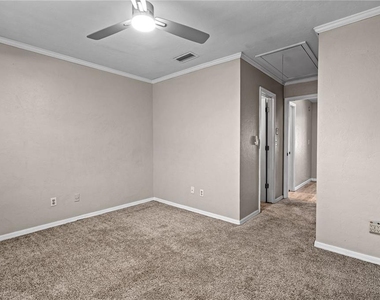6296 Sw 8th Place - Photo Thumbnail 9