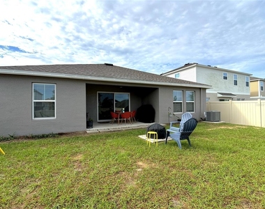 2437 Oakwood Lane - Photo Thumbnail 20