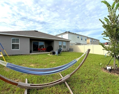2437 Oakwood Lane - Photo Thumbnail 19