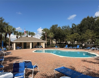 1057 Priory Circle - Photo Thumbnail 29